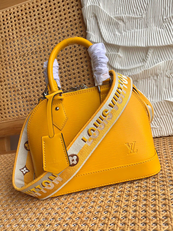 MC-LV-Bags-5165