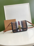 MC-Burberry-716
