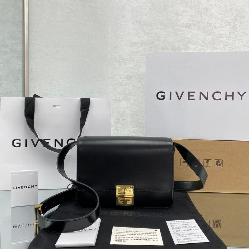 MC-GIVENCHY-696