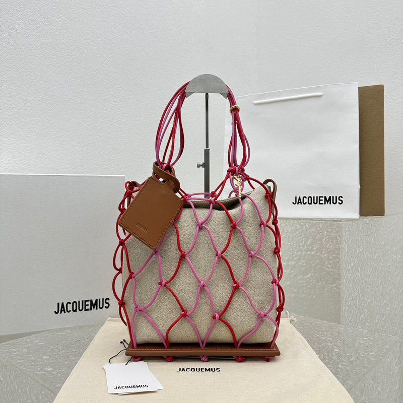MC-JACQUEMUS-368