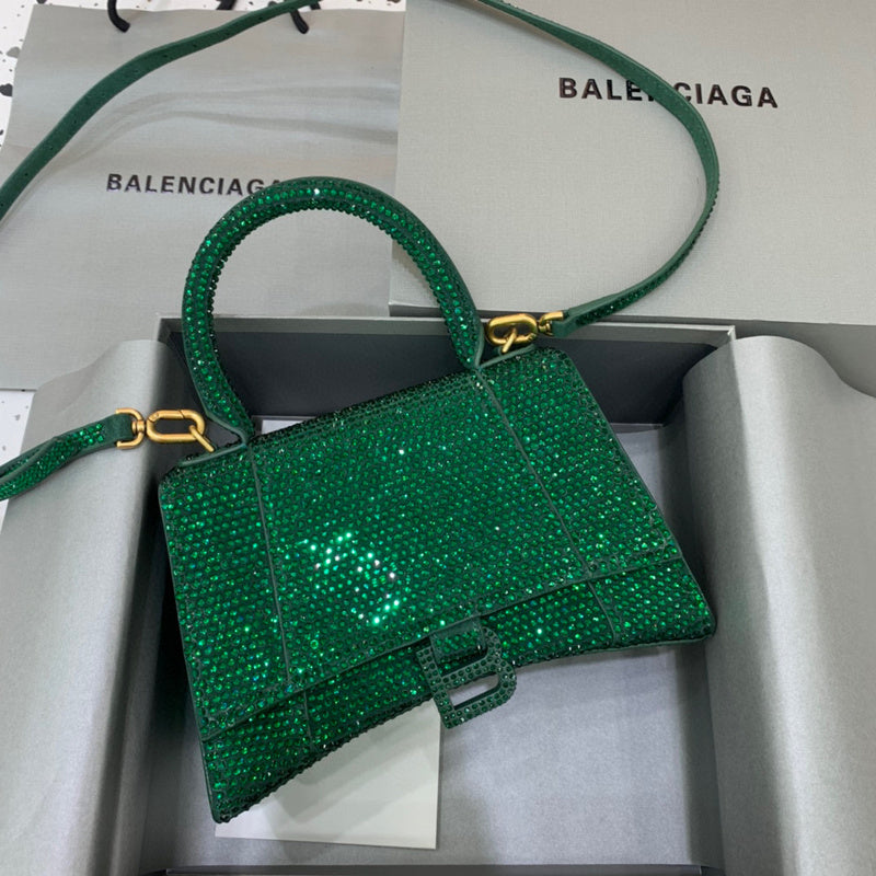 MC-Balenciaga-2045