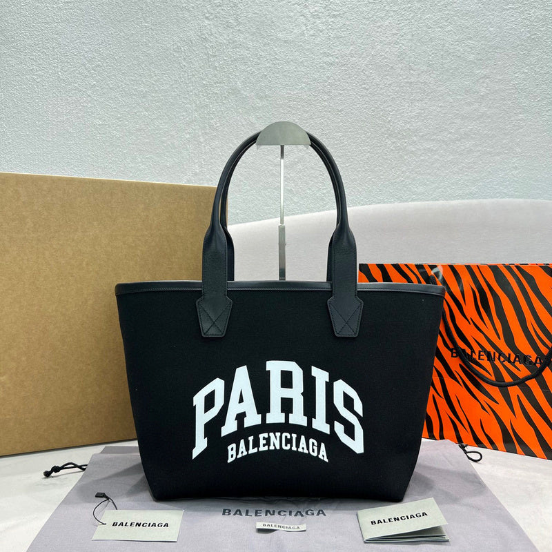 MC-Balenciaga-2047