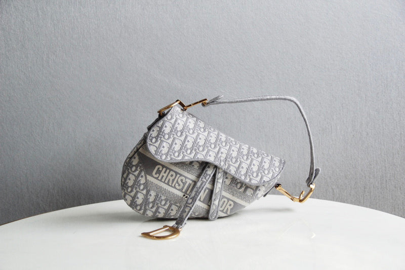 MC-Christian Dior-4727