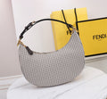 MC-FENDI-4943