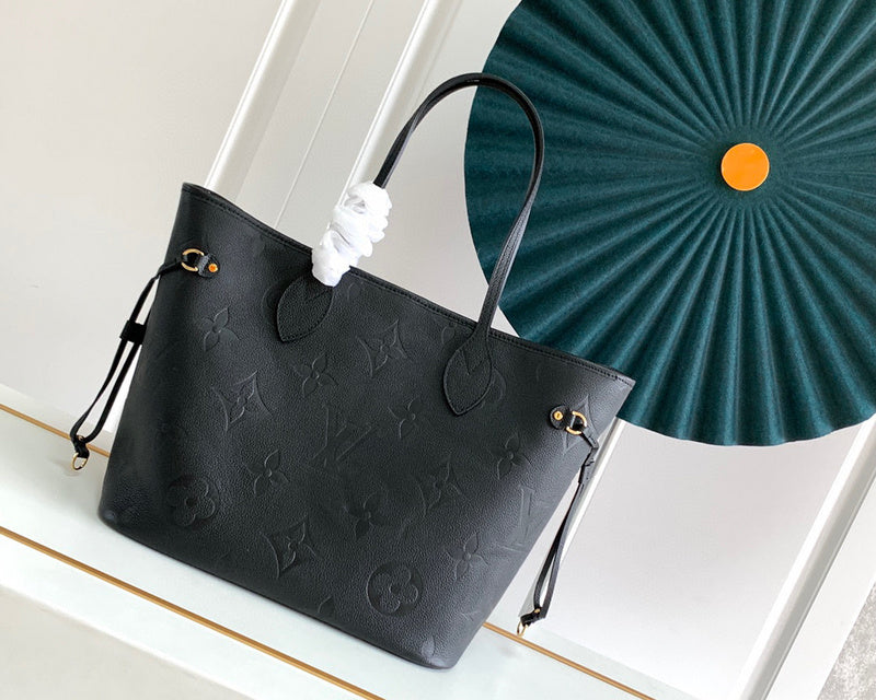 MC-LV-Bags-5186