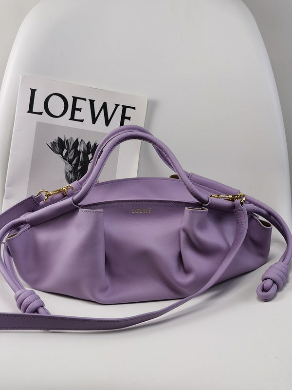 MC-Loewe-1354