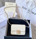 MC-GIVENCHY-700