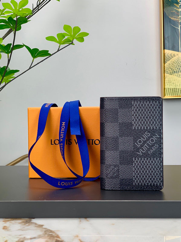MC-LV-Bags-5195