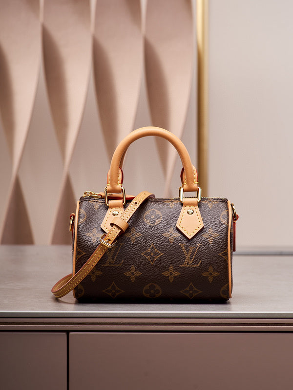 MC-LV-Bags-5210