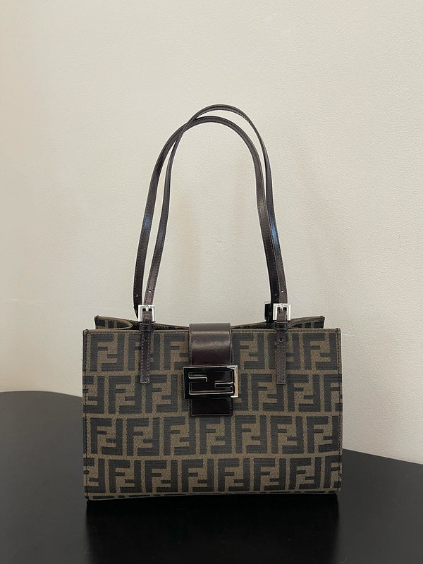 MC-FENDI-4970