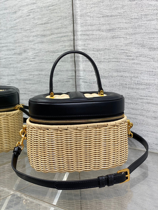 MC-Christian Dior-4775