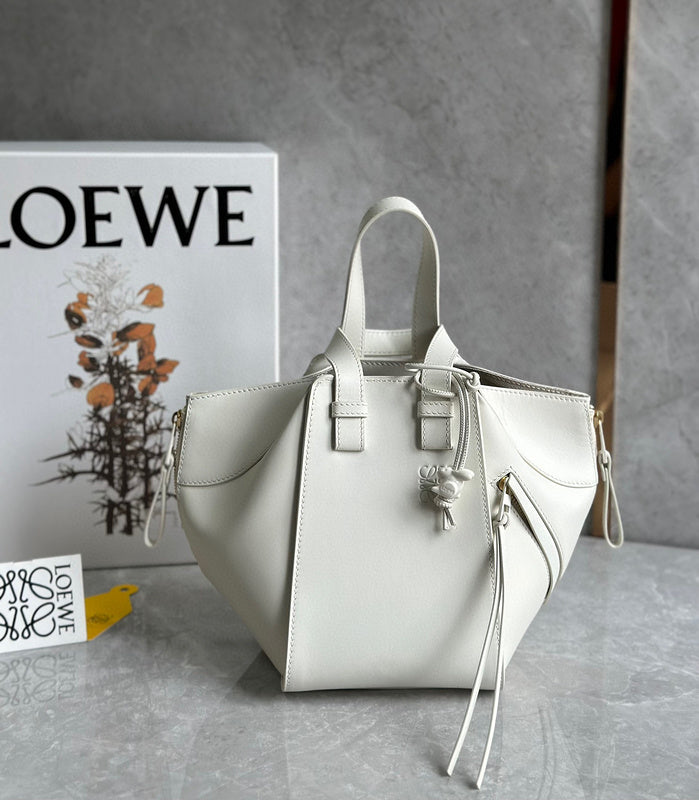 MC-Loewe-1365