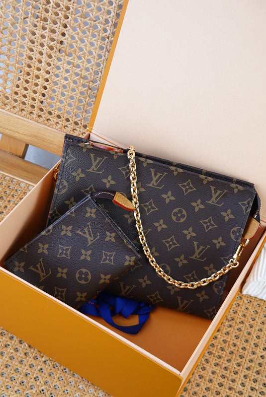 MC-LV-Bags-5231
