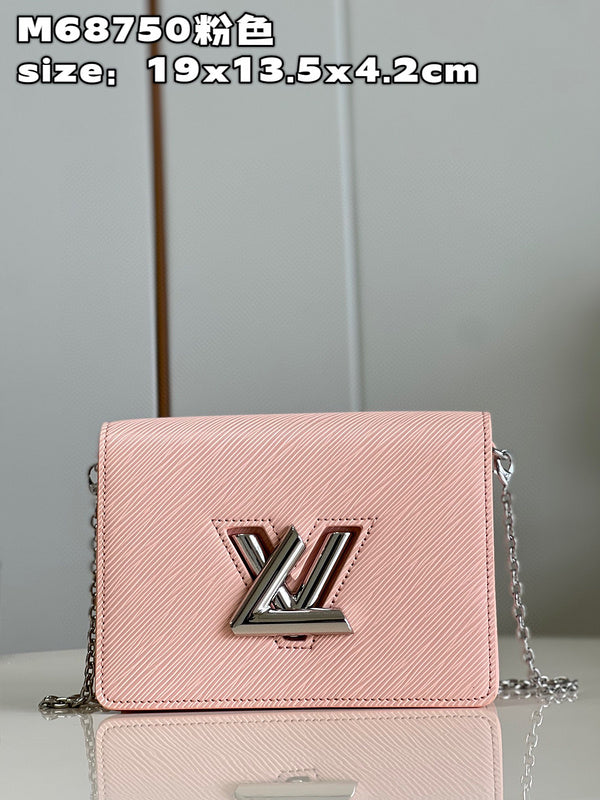 MC-LV-Bags-5236