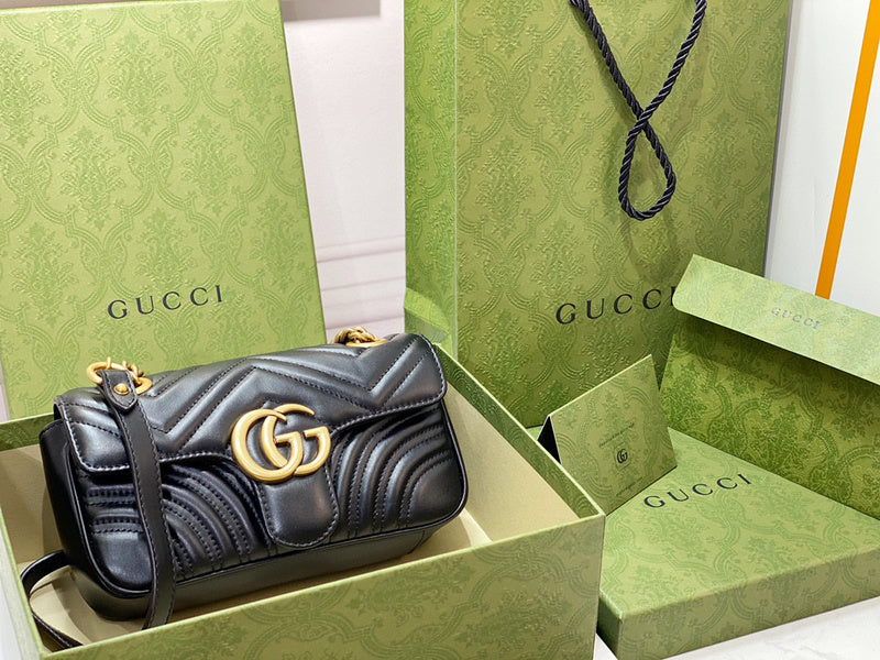 MC-Gucci-2320