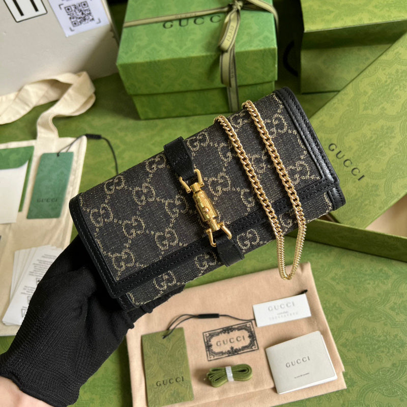 MC-Gucci-1001