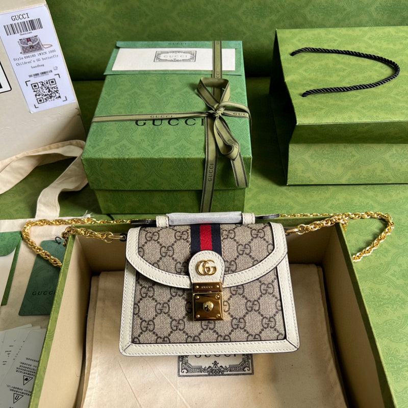MC-Gucci-2136