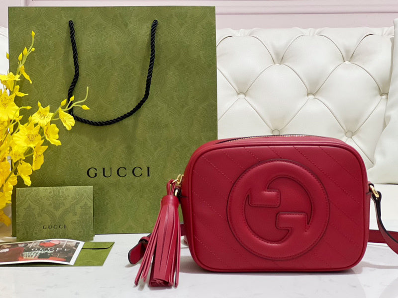 MC-Gucci-3182