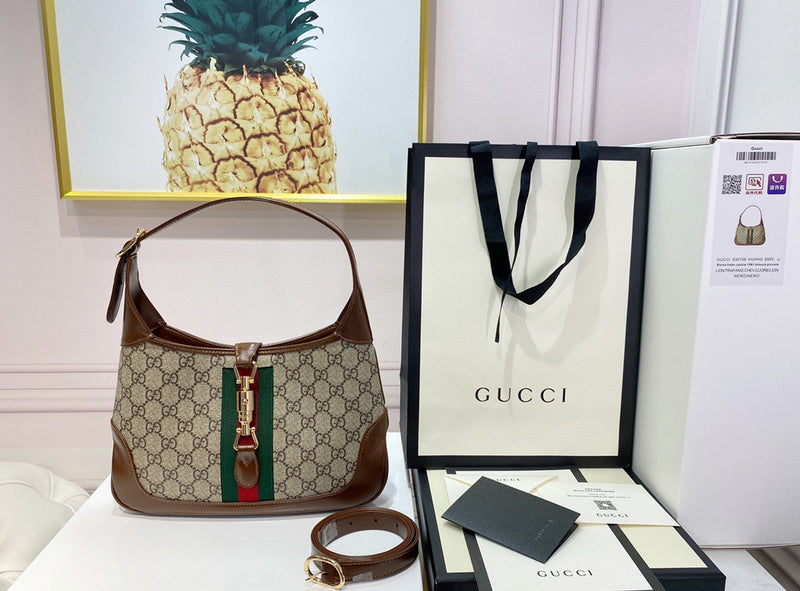 MC-Gucci-1328