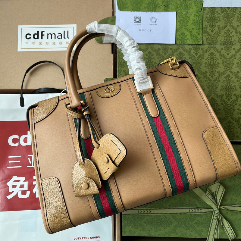 MC-Gucci-2383