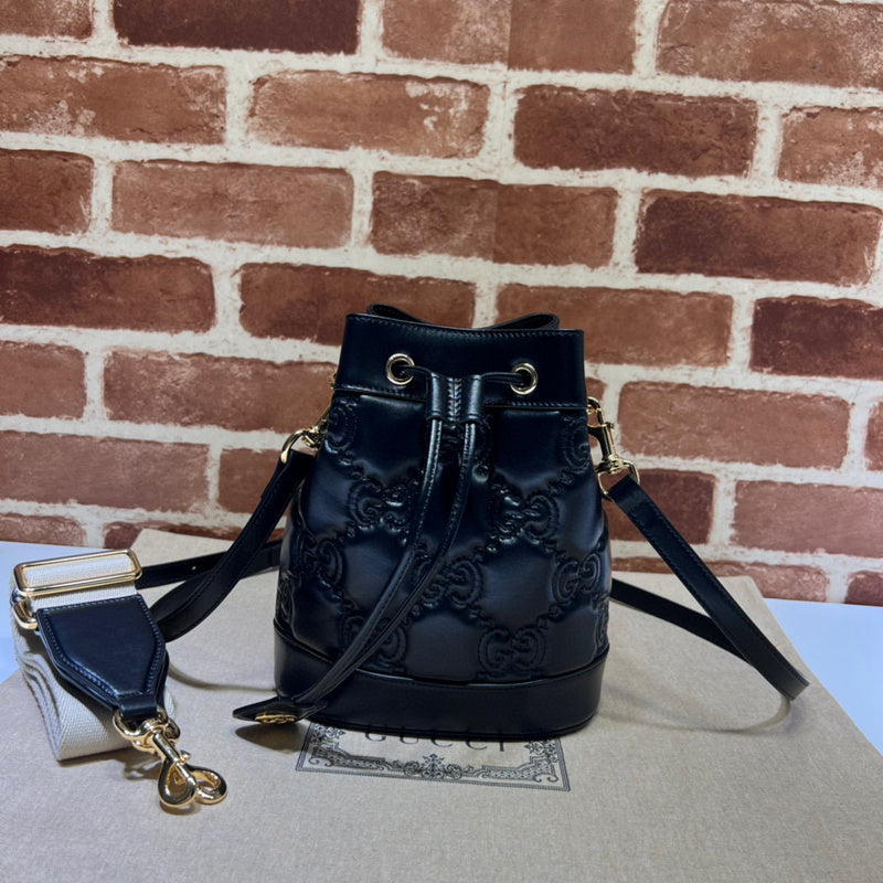 MC-Gucci-2820