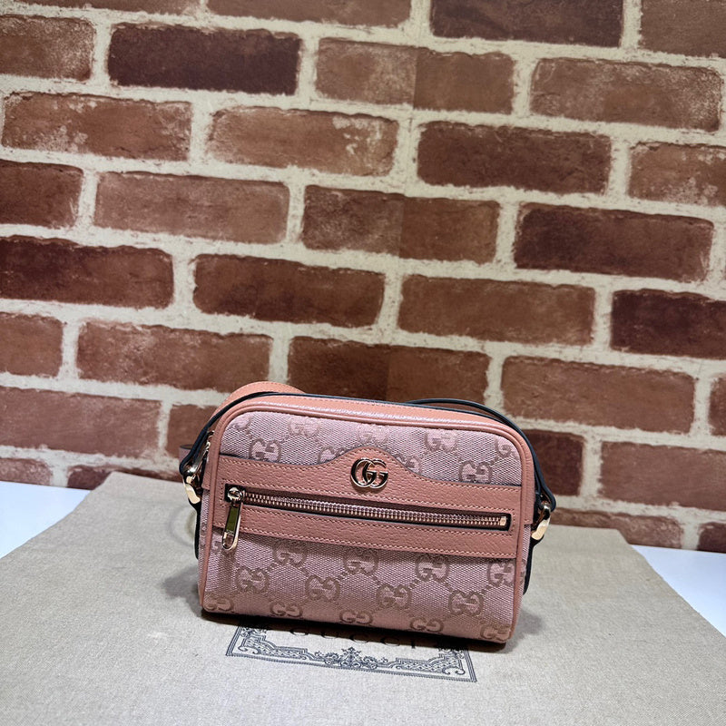 MC-Gucci-4317