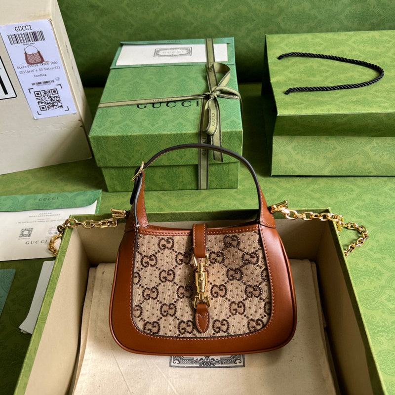 MC-Gucci-3729