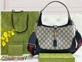 MC-Gucci-2634