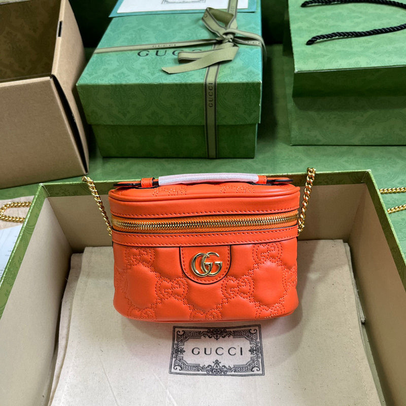 MC-Gucci-3816