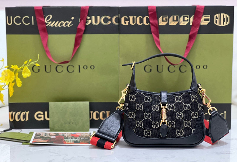 MC-Gucci-2712