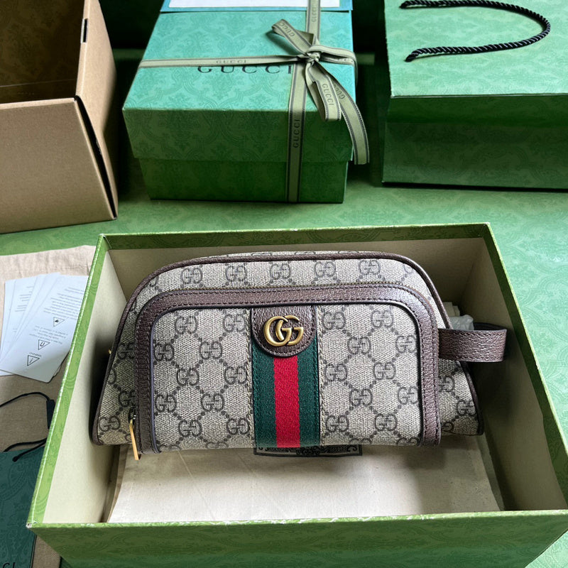 MC-Gucci-4166