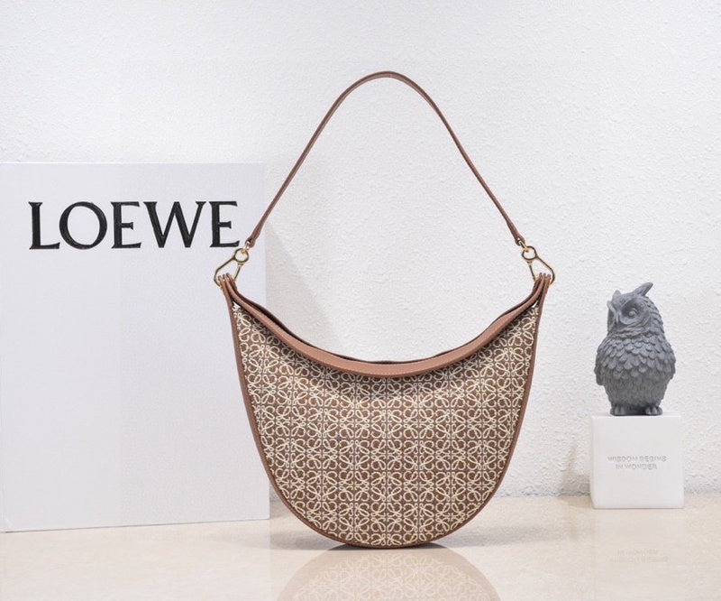 MC-Loewe-1370
