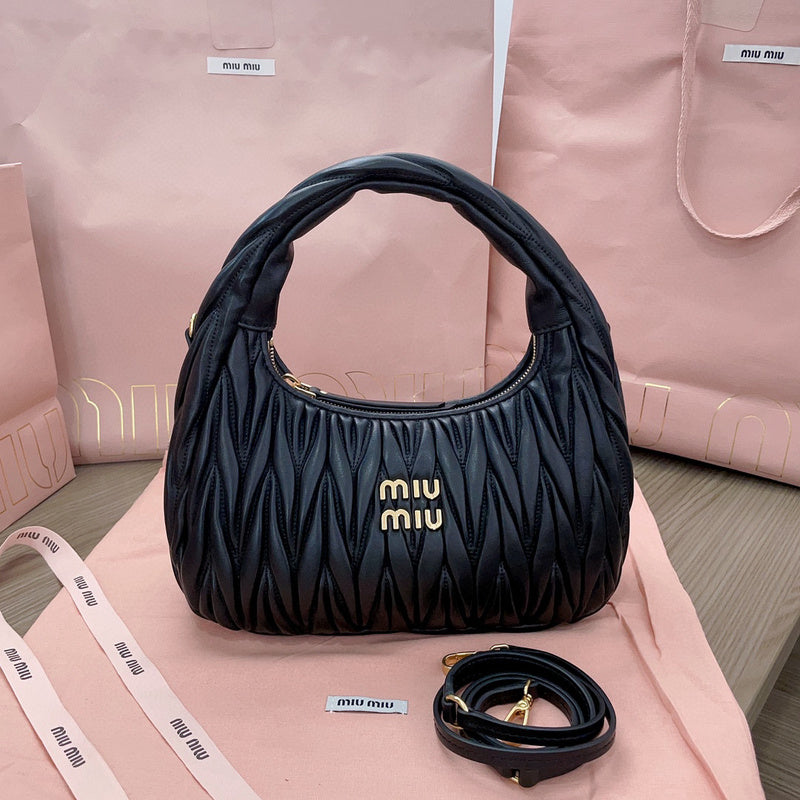MC-Miu Miu-560