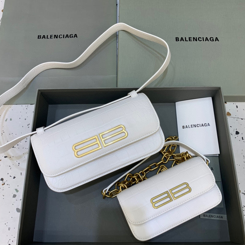 MC-Balenciaga-2070