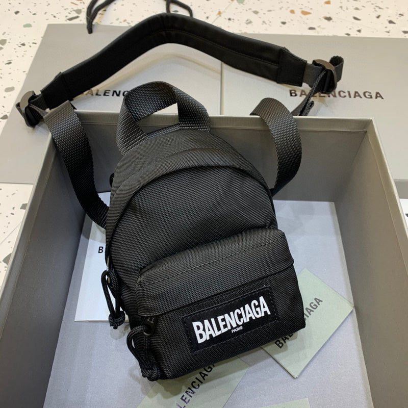 MC-Balenciaga-2073