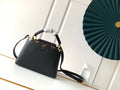 MC-LV-Bags-5258