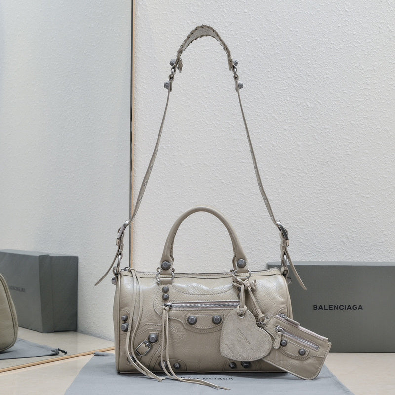 MC-Balenciaga-2079