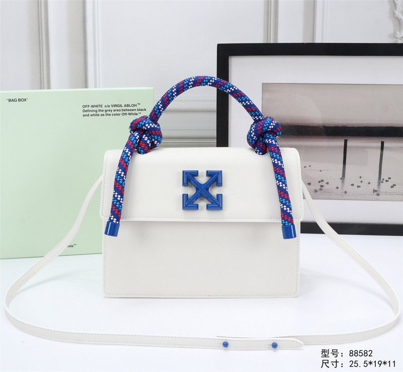 MC-OFF White-676