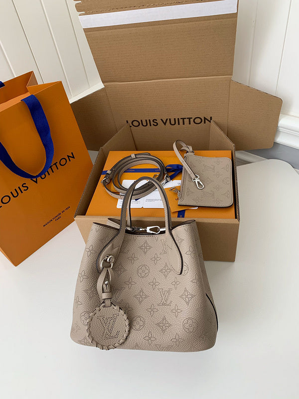 MC-LV-Bags-5277