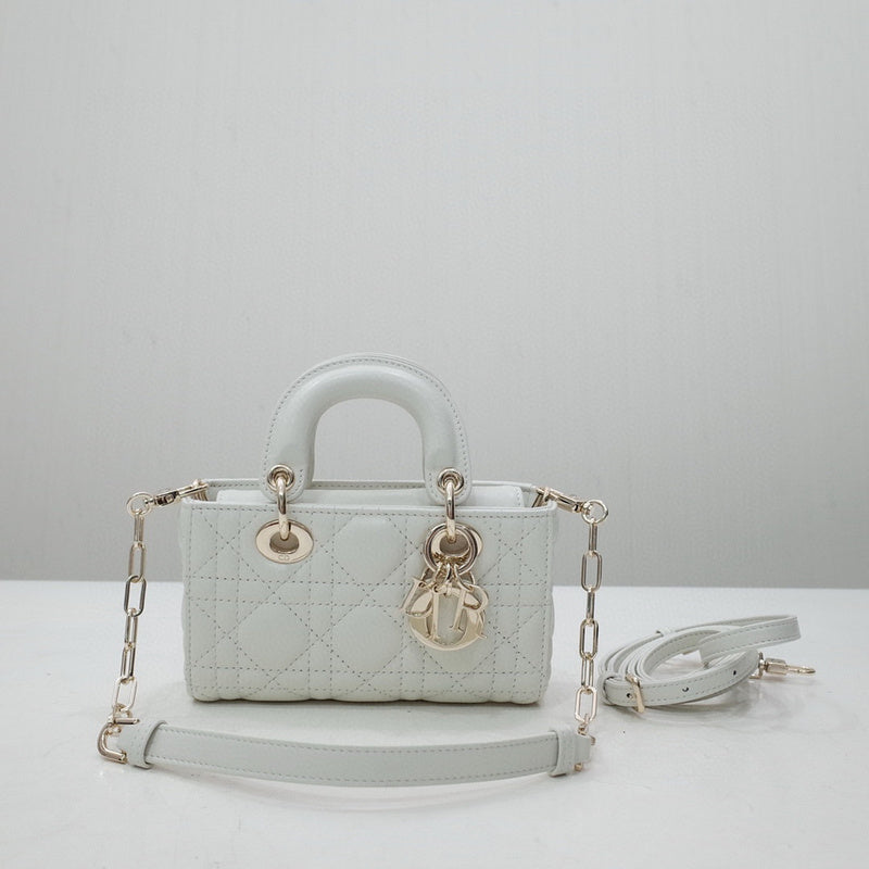 MC-Christian Dior-4817