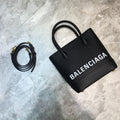 MC-Balenciaga-2087