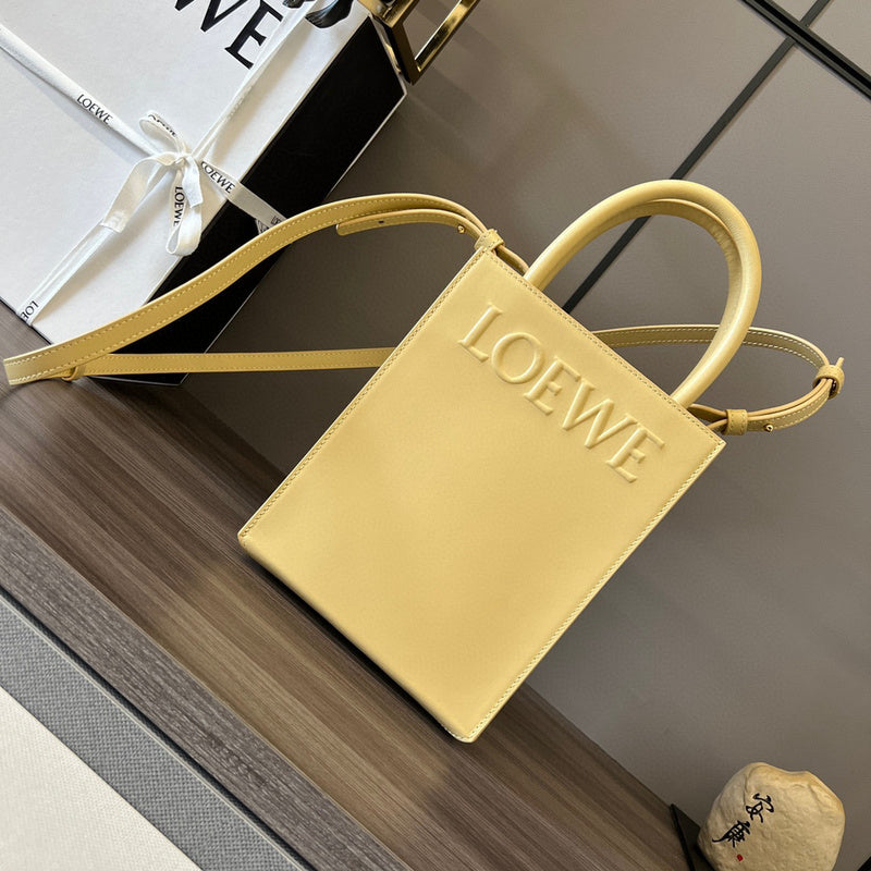 MC-Loewe-1381