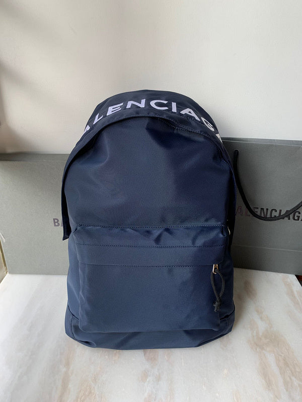 MC-Balenciaga-2095