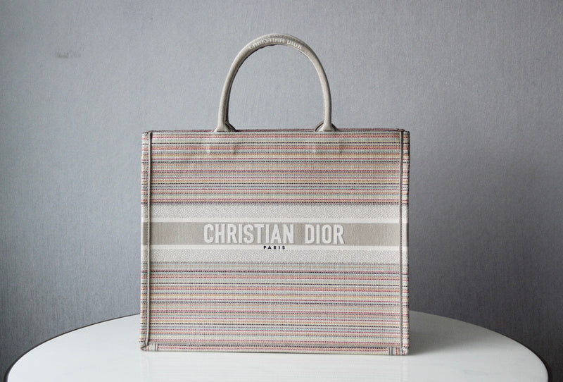 MC-Christian Dior-4835
