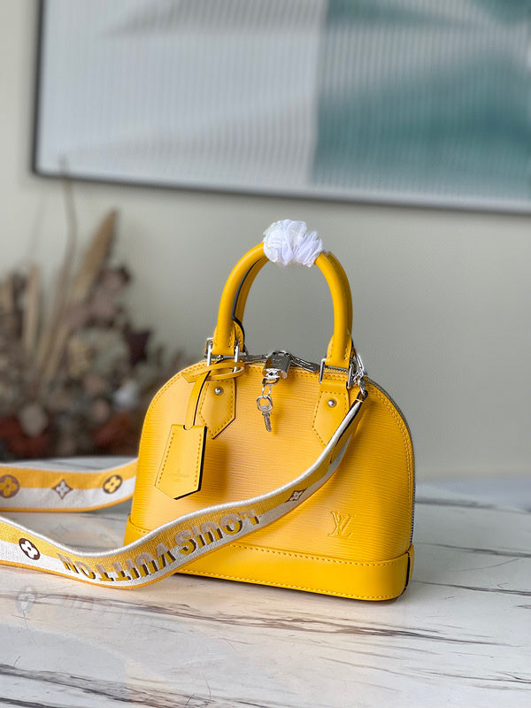 MC-LV-Bags-5299
