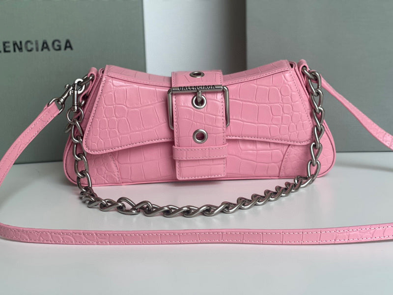 MC-Balenciaga-2106