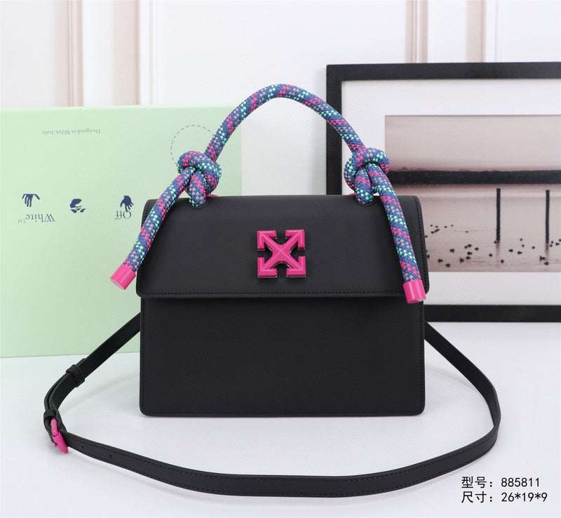 MC-OFF White-683