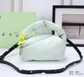MC-OFF White-685