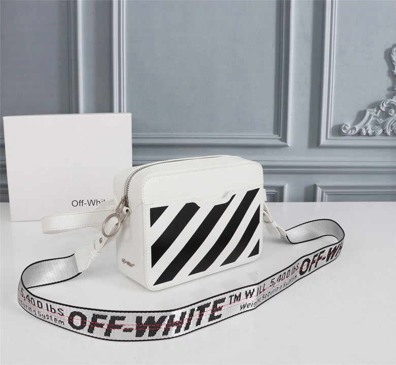 MC-OFF White-686