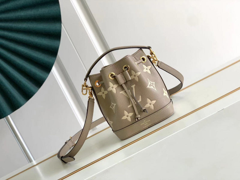 MC-LV-Bags-5345